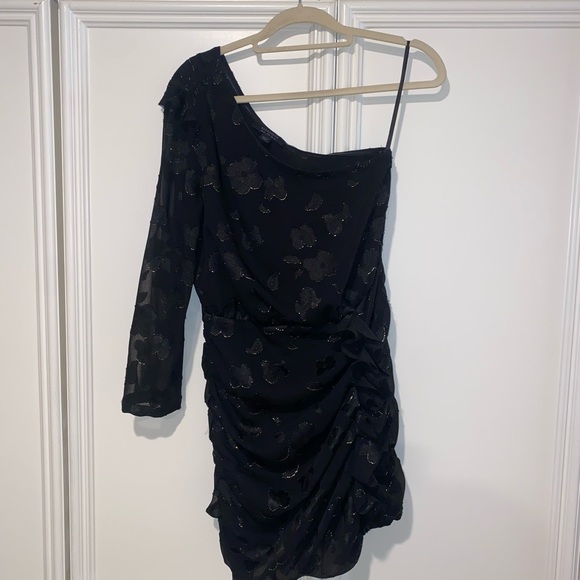 green long sleeve off the shoulder dress Formal A-Line Gown with Oversized Off-Shoulder Sleeves